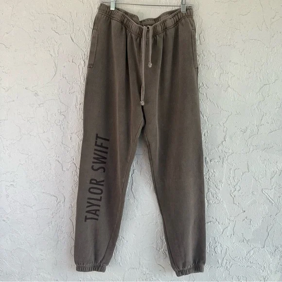 TAYLOR SWIFT Sweatpants Women Large Logo Spellout Pocket - Picture 2 of 11